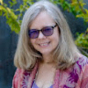 Meet your Posher, Chloe